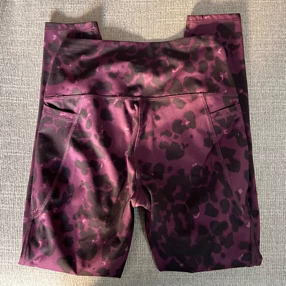All in Motion Leopard Print Workout Set - Picture 6 of 12